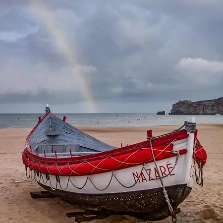 Latitude 39º شقة