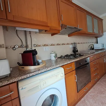 Latitude 39º شقة *